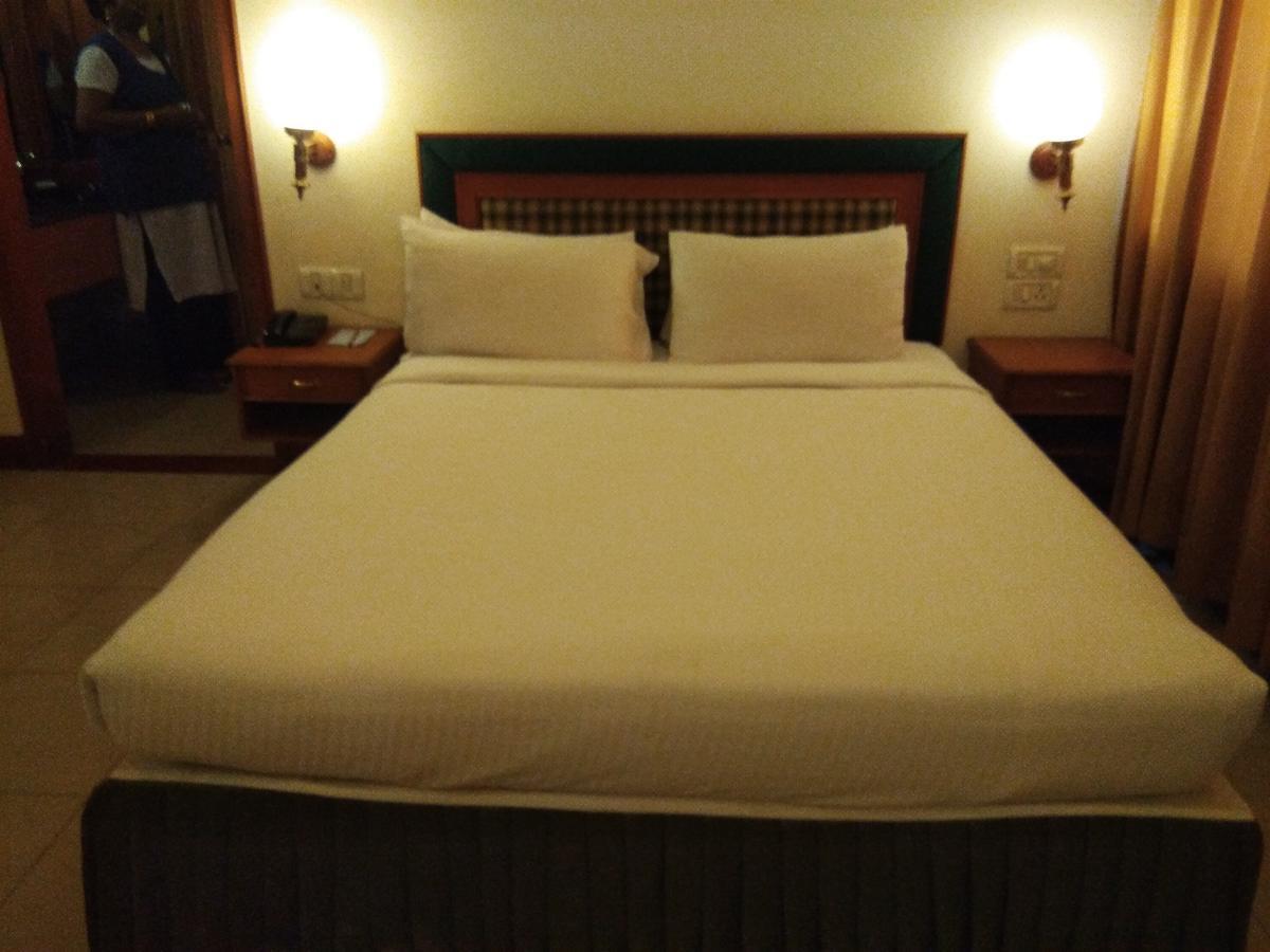 Hotel Pankaj Thiruvananthapuram Esterno foto