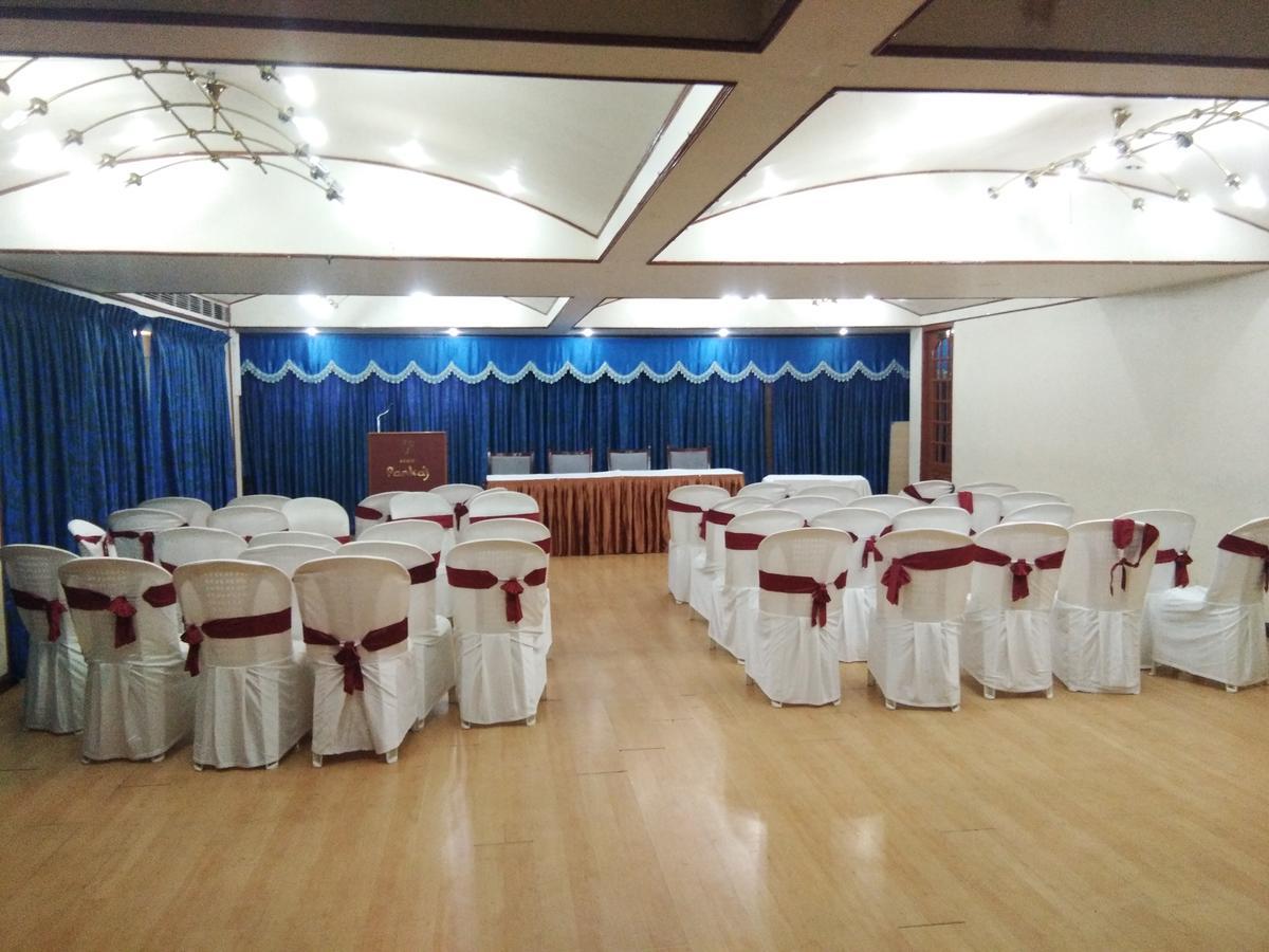 Hotel Pankaj Thiruvananthapuram Esterno foto