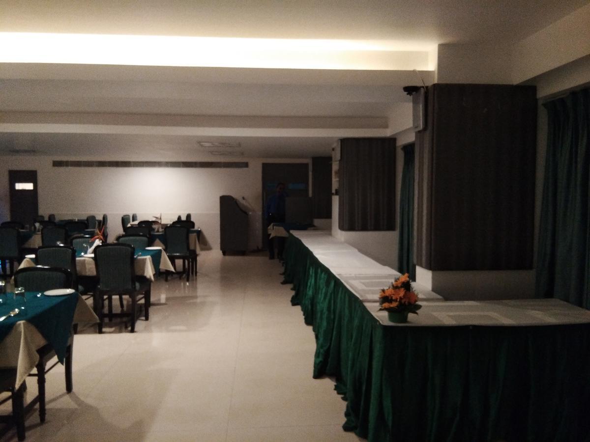 Hotel Pankaj Thiruvananthapuram Esterno foto