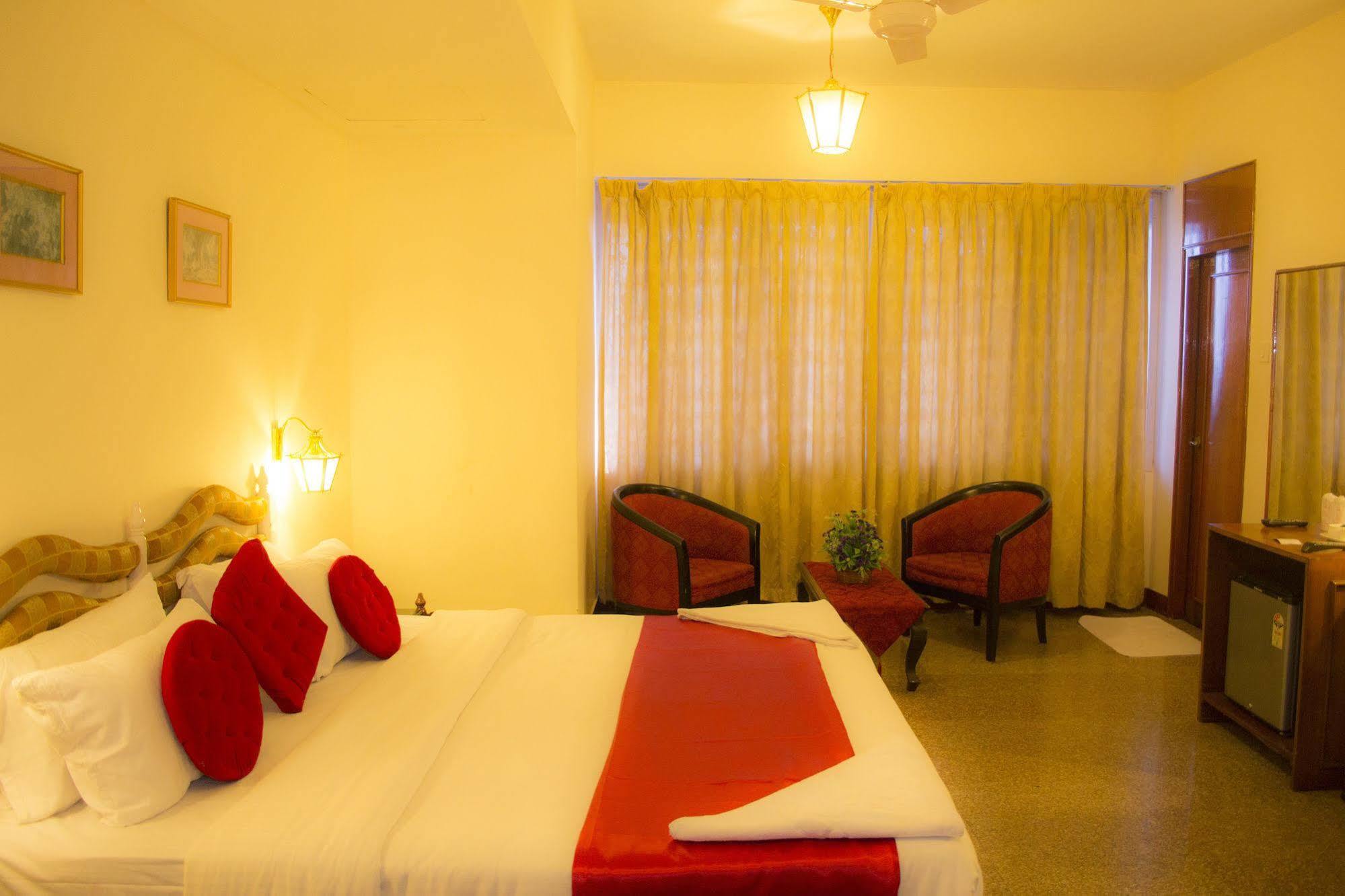 Hotel Pankaj Thiruvananthapuram Esterno foto